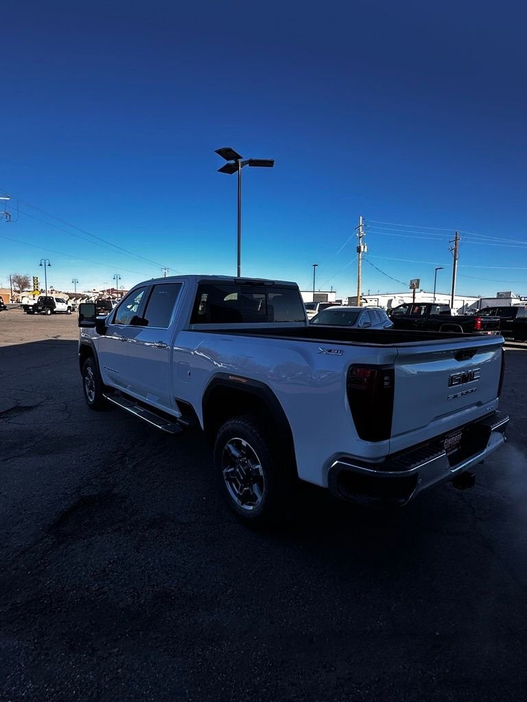 2026 GMC Sierra 2500 HD SLT
