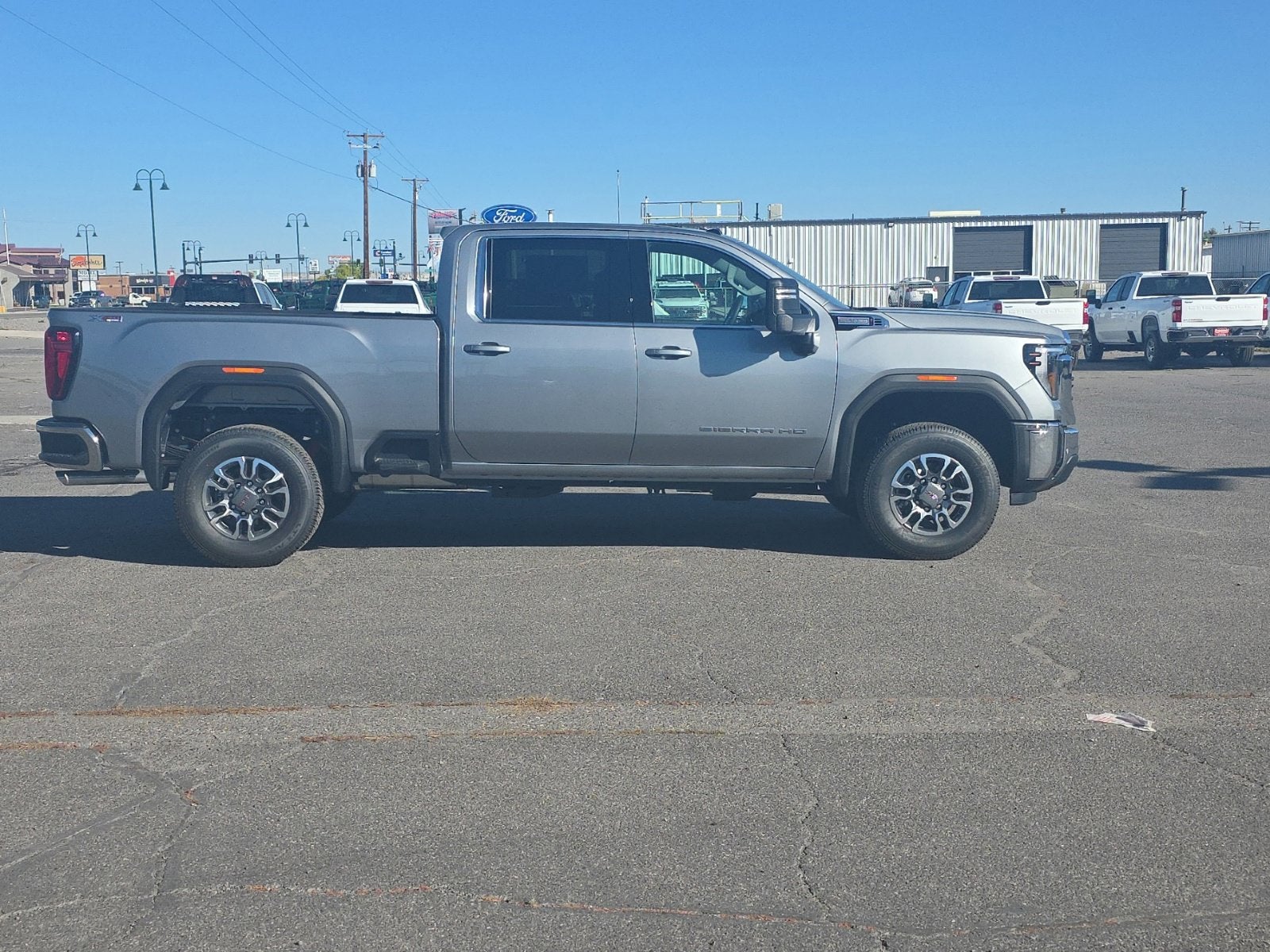 2026 GMC Sierra 3500 HD SLE