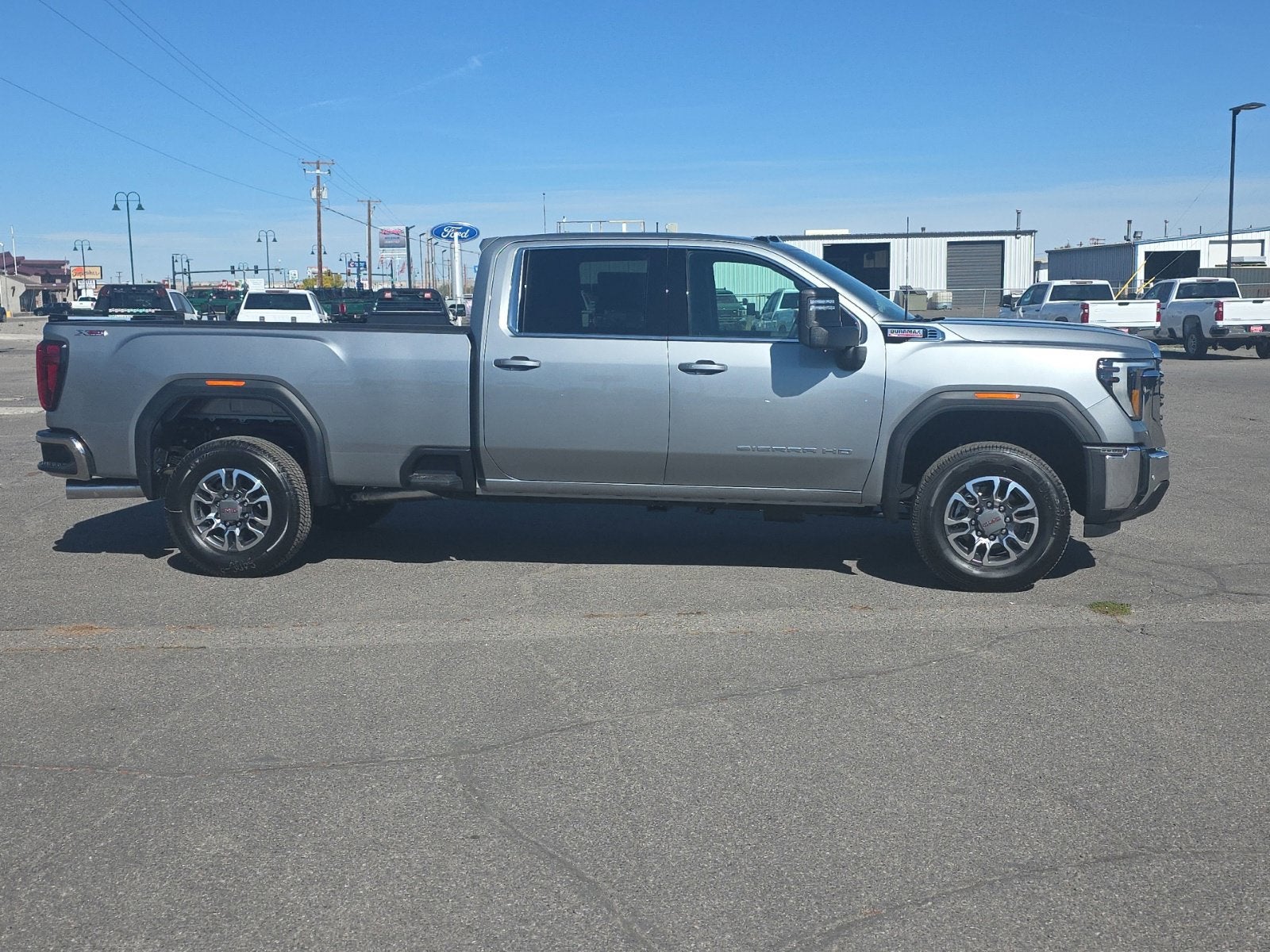 2026 GMC Sierra 3500 HD SLE