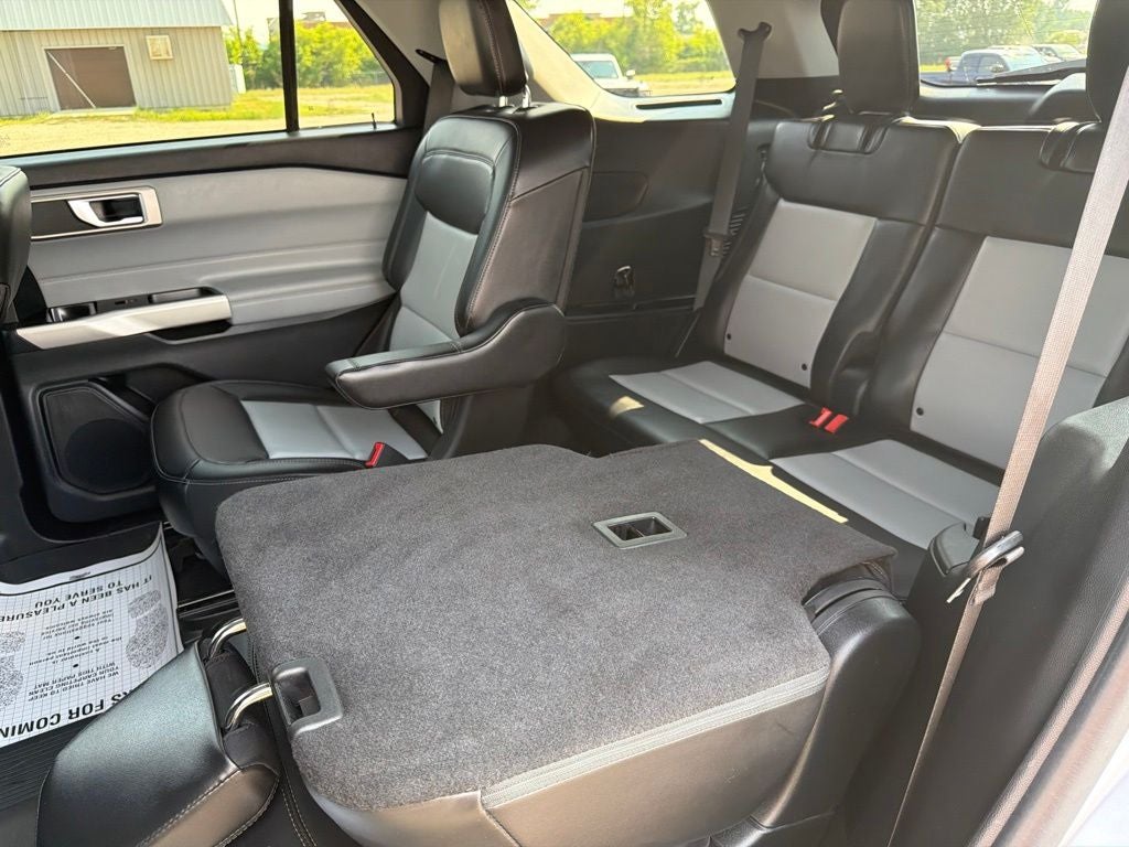 2023 Ford Explorer XLT Sport