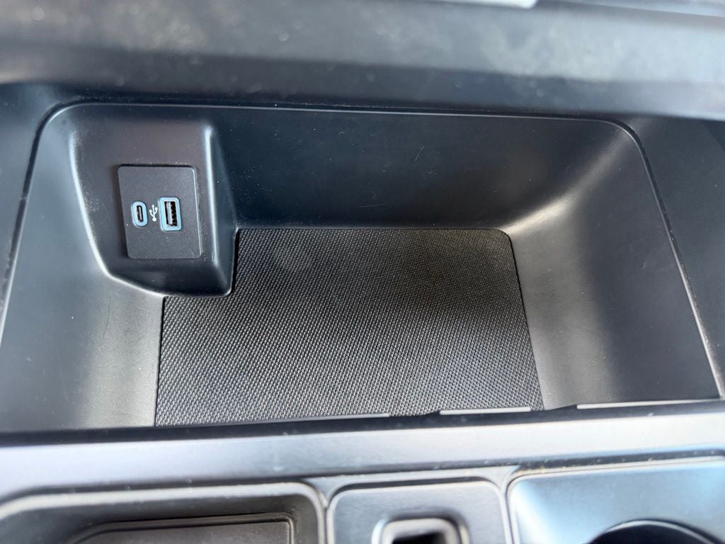 2023 Ford F-150 Base