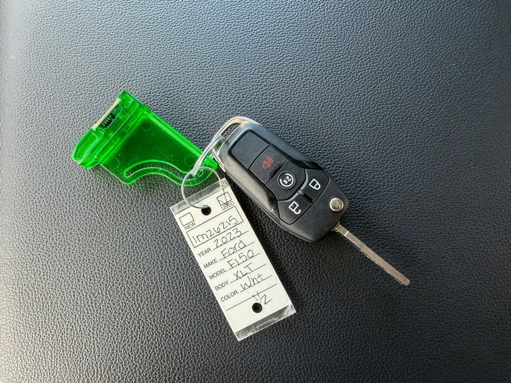 2023 Ford F-150 Base