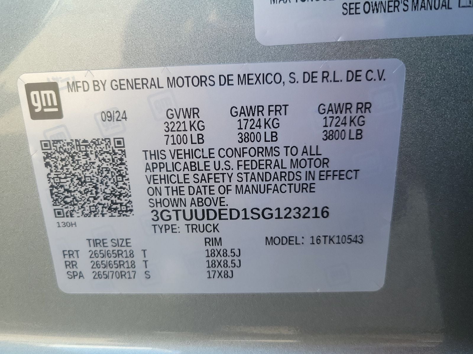 2025 GMC Sierra 1500 SLT